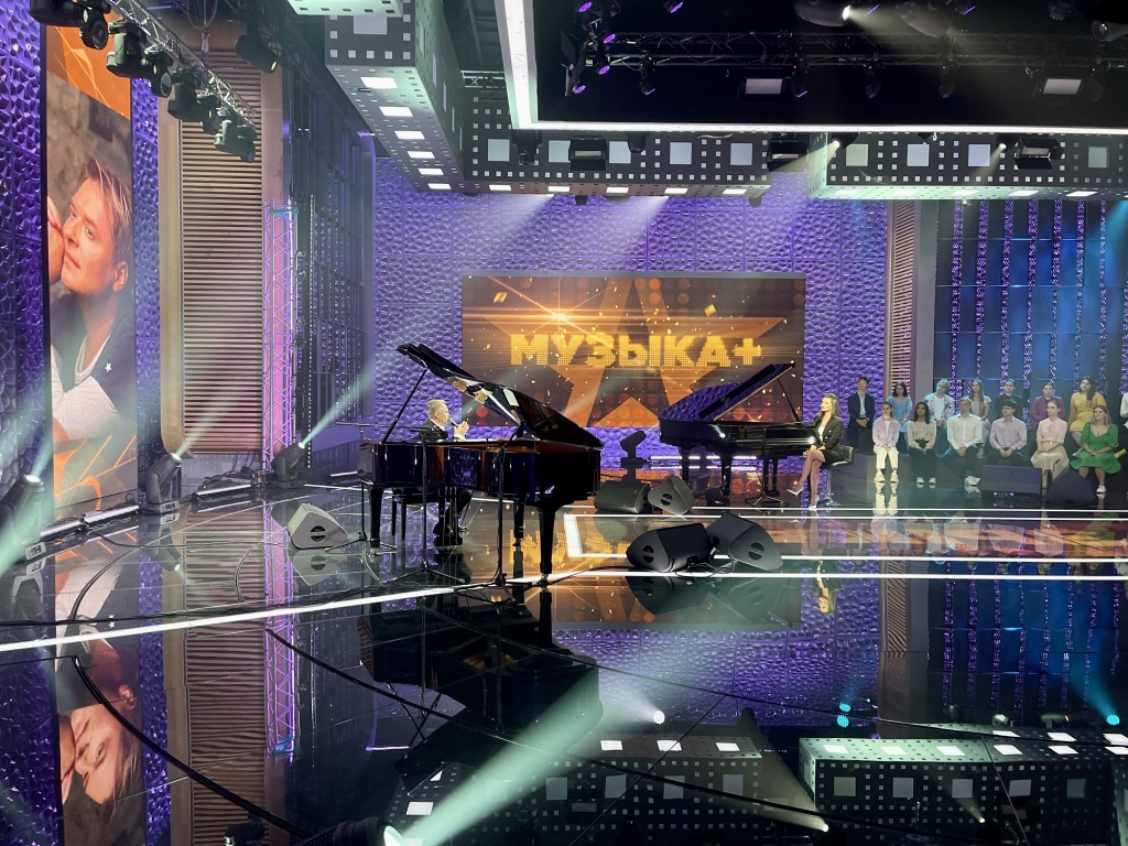 «Музыка+» на телеканале «Звезда», Александр Добронравов «Музыка+» на телеканале «Звезда», Александр Добронравов