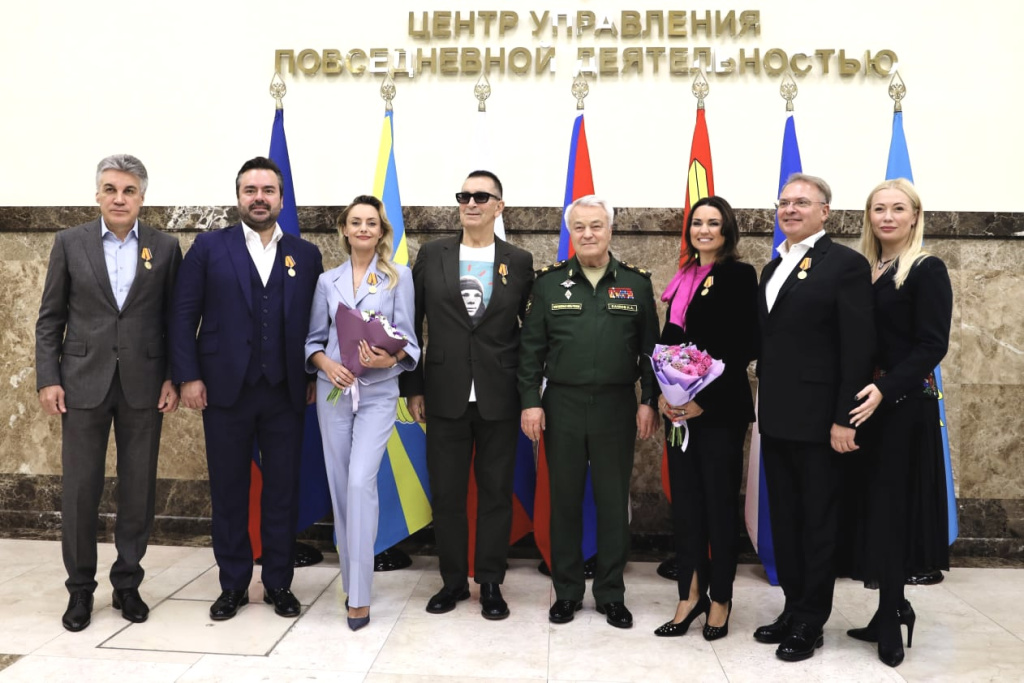 Александр Добронравов награждён медалью «100 лет ЦСКА» Александр Добронравов награждён медалью «100 лет ЦСКА»